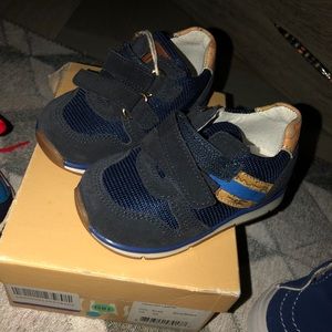 Boys shoes Alviero martini